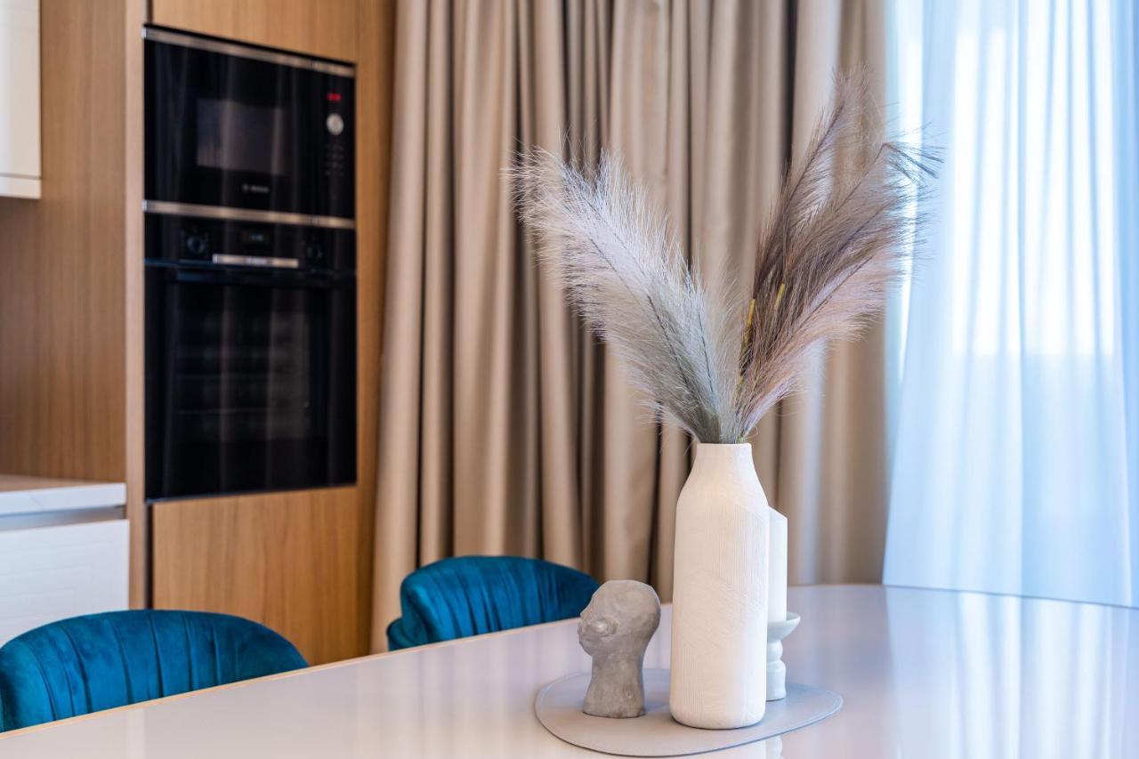 Luxury 2 Bd Ika Marie - Old Town With Jacuzzi And Parking Apartment *